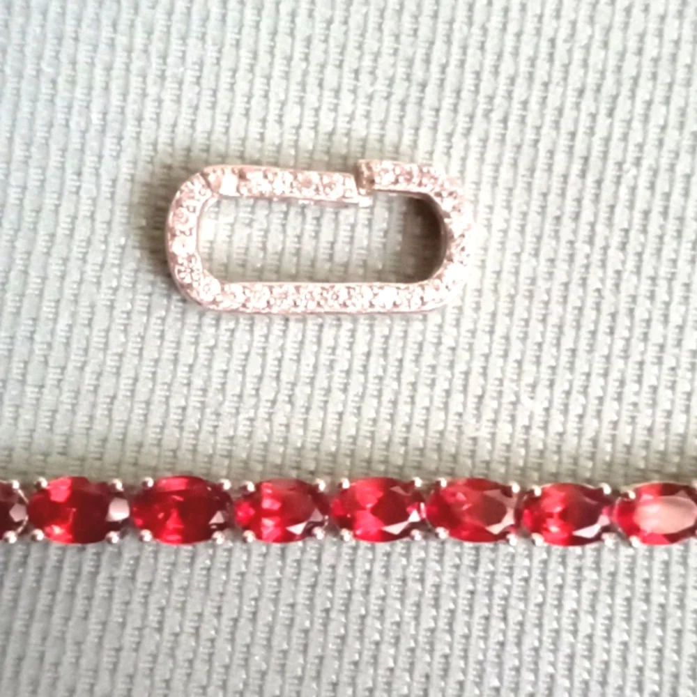 MOZAMBIQUE GARNET, NATURAL WHITE ZIRCON BRACELET - Picture 4 of 10